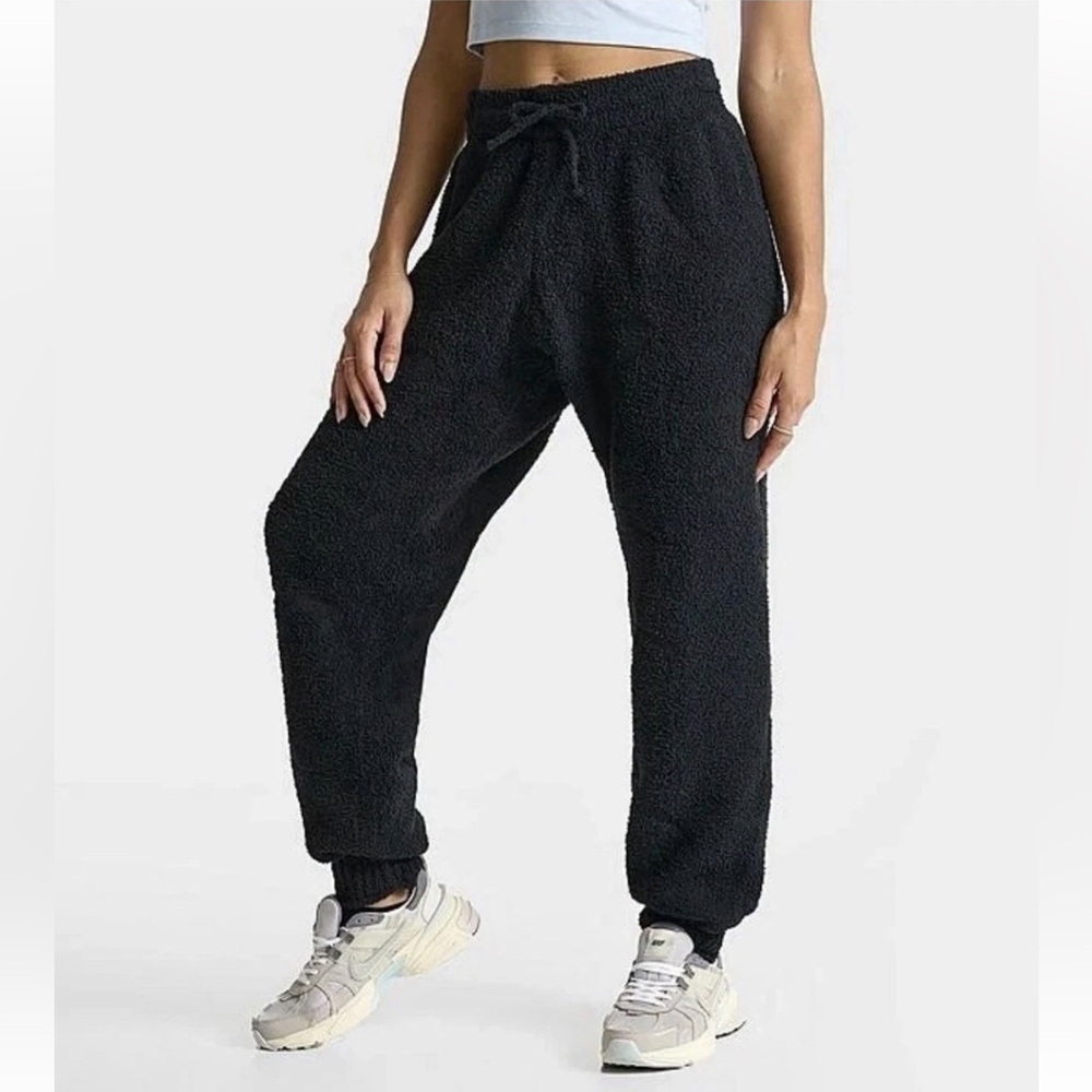 Nike Textured Black Joggers